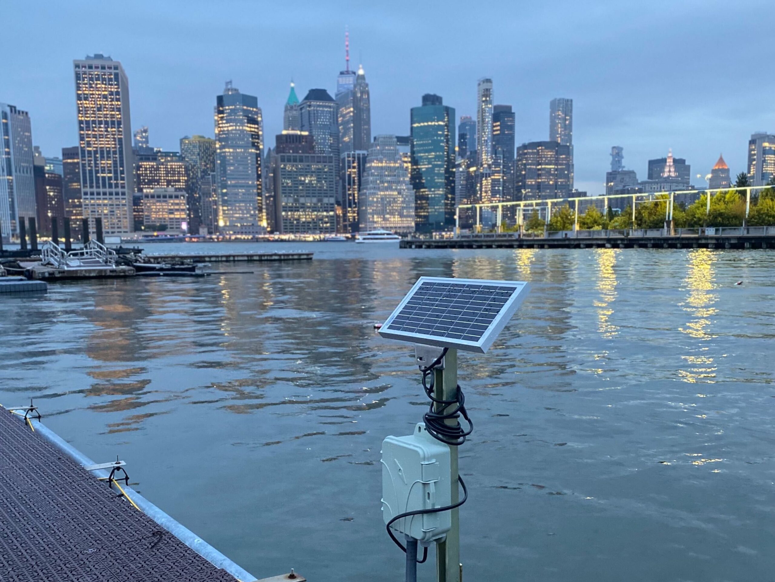 FieldKit station with Manhattan skiyline in the background